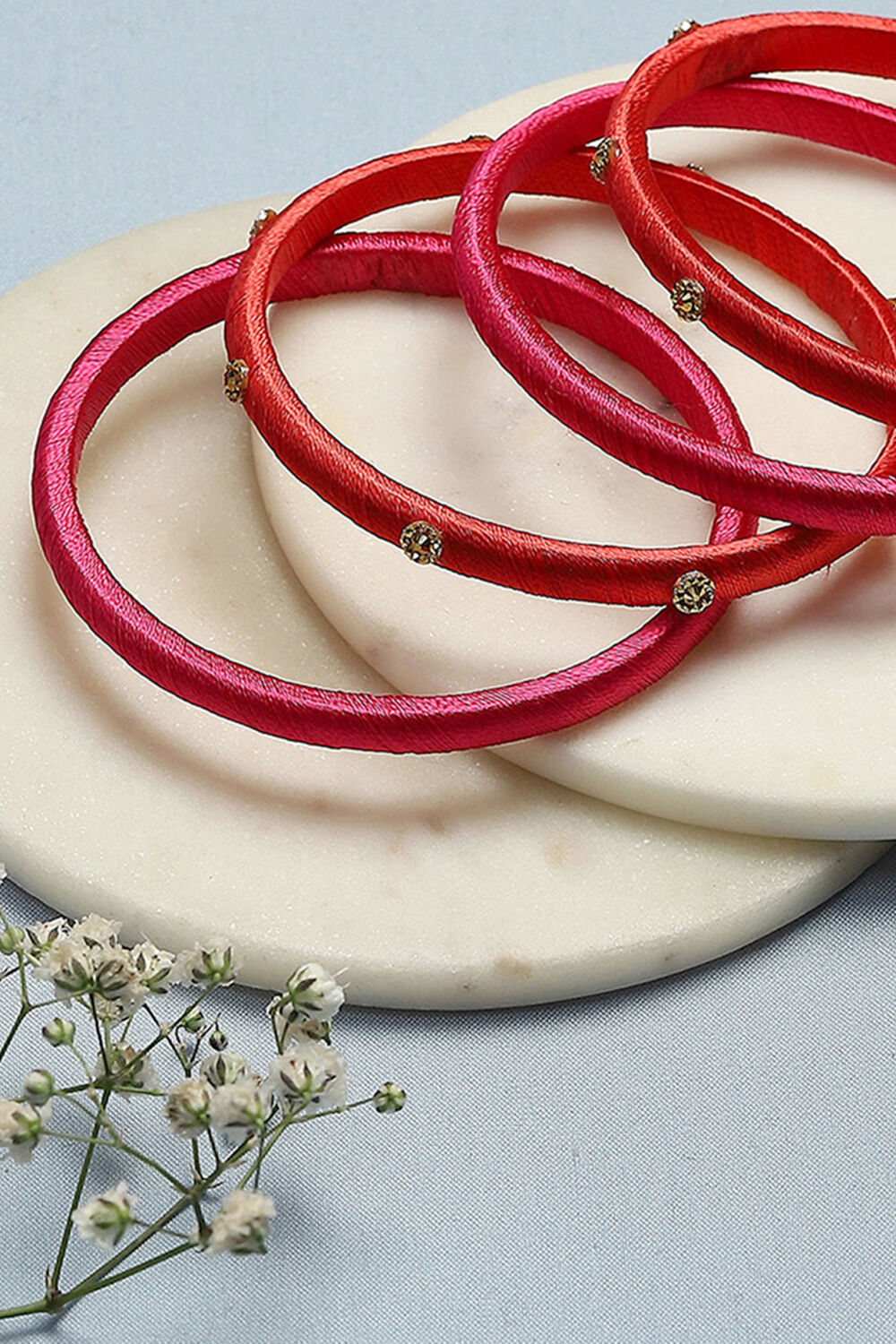 Pink Plastic & Thread Bangles image number 1