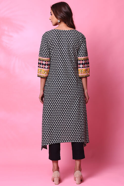Black Cotton A-Line Kurta Slim Pant Suit Set image number 4