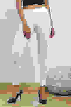 White Cotton Blend Solid Anklets image number 4