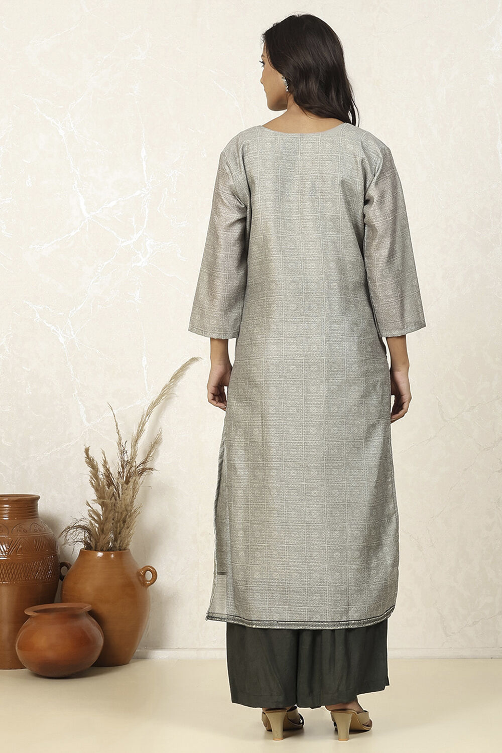 Grey Silk Blend Digital Print Unstitched Suit Set image number 5