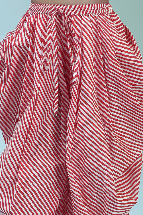 White Cotton Gathered Suit Set image number 2