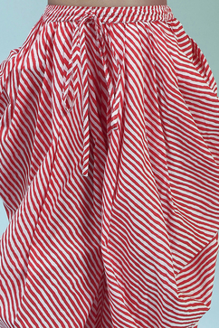 White and Red Cotton Gathered Kurta Set image number 2