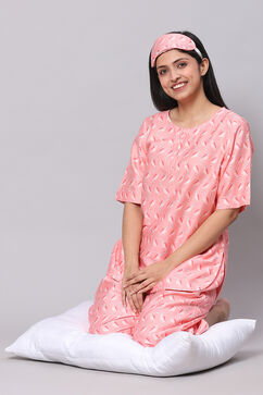 Blush Pink Straight Cotton Three Piece Printed Sleepwear Set image number 3
