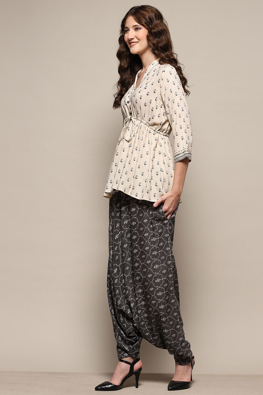 Charcoal Rayon Asymmetric Printed Kurta Set image number 3