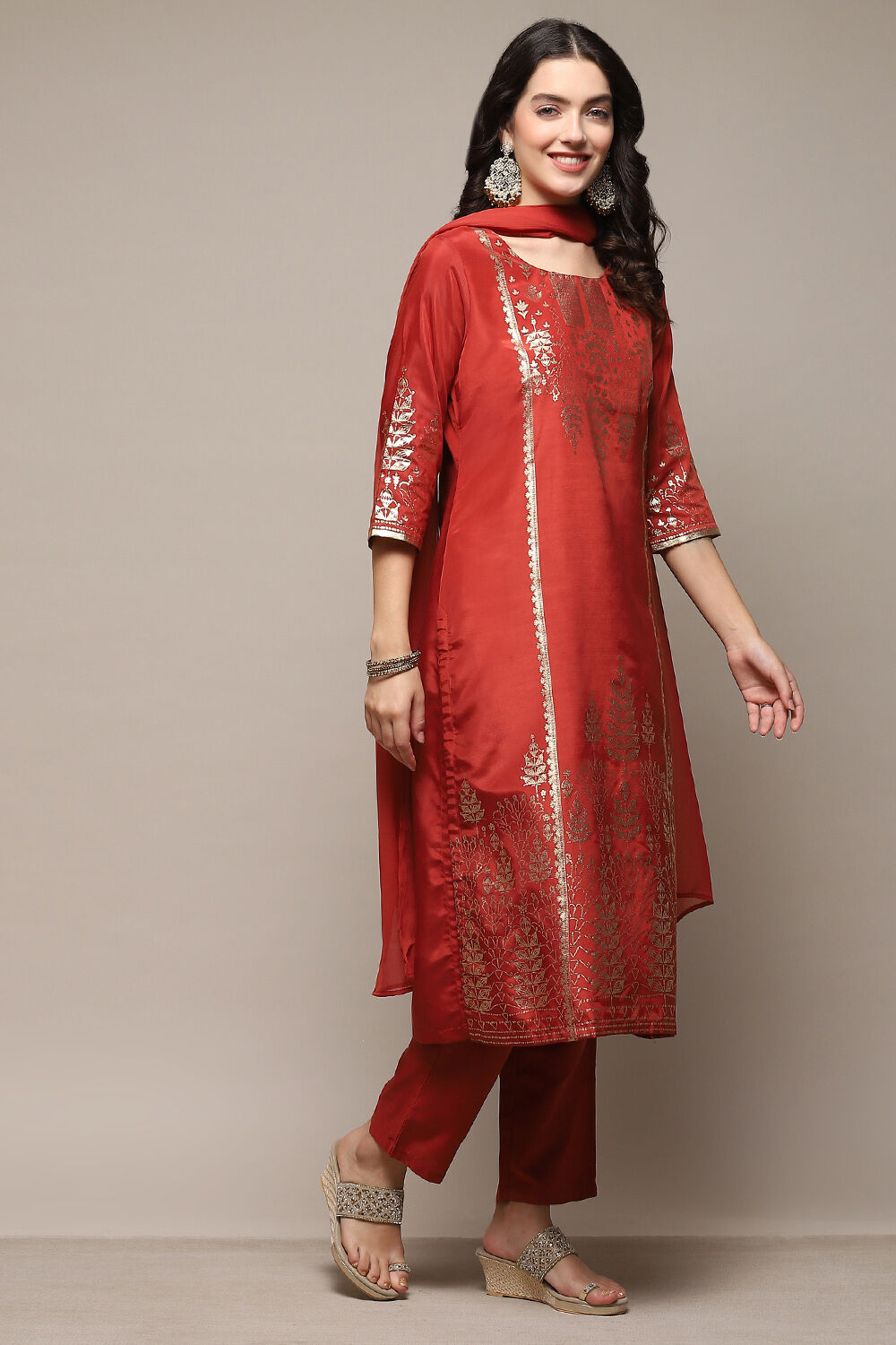 Maroon Poly Shantoon Narrow Kurta Pant Suit Set image number 6