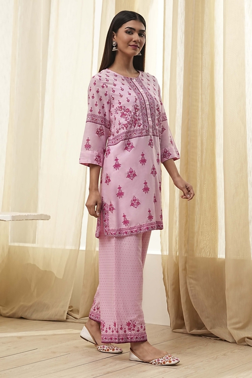 Light Pink Cotton Floral Straight Kurta Set image number 6