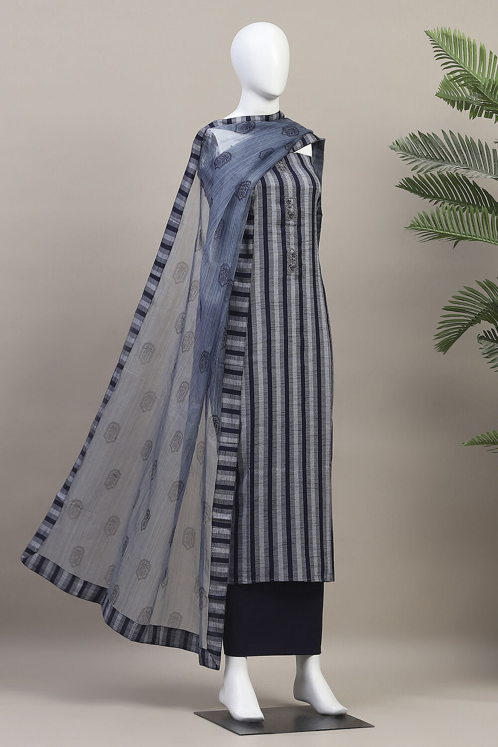 Blue Cotton Unstitched Suit Set image number 4