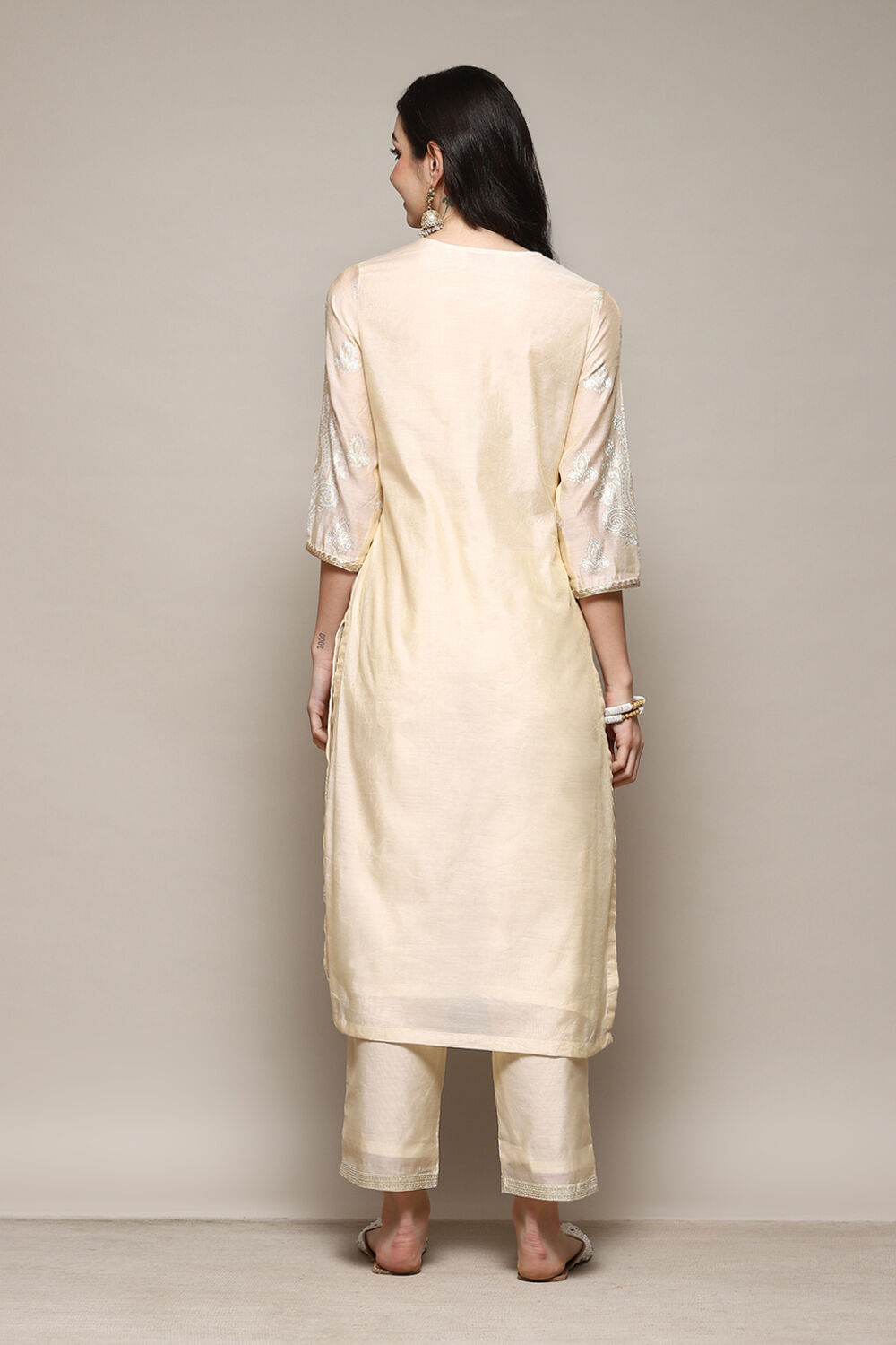 Off White Polyester Straight Printed 2 Piece Set image number 4