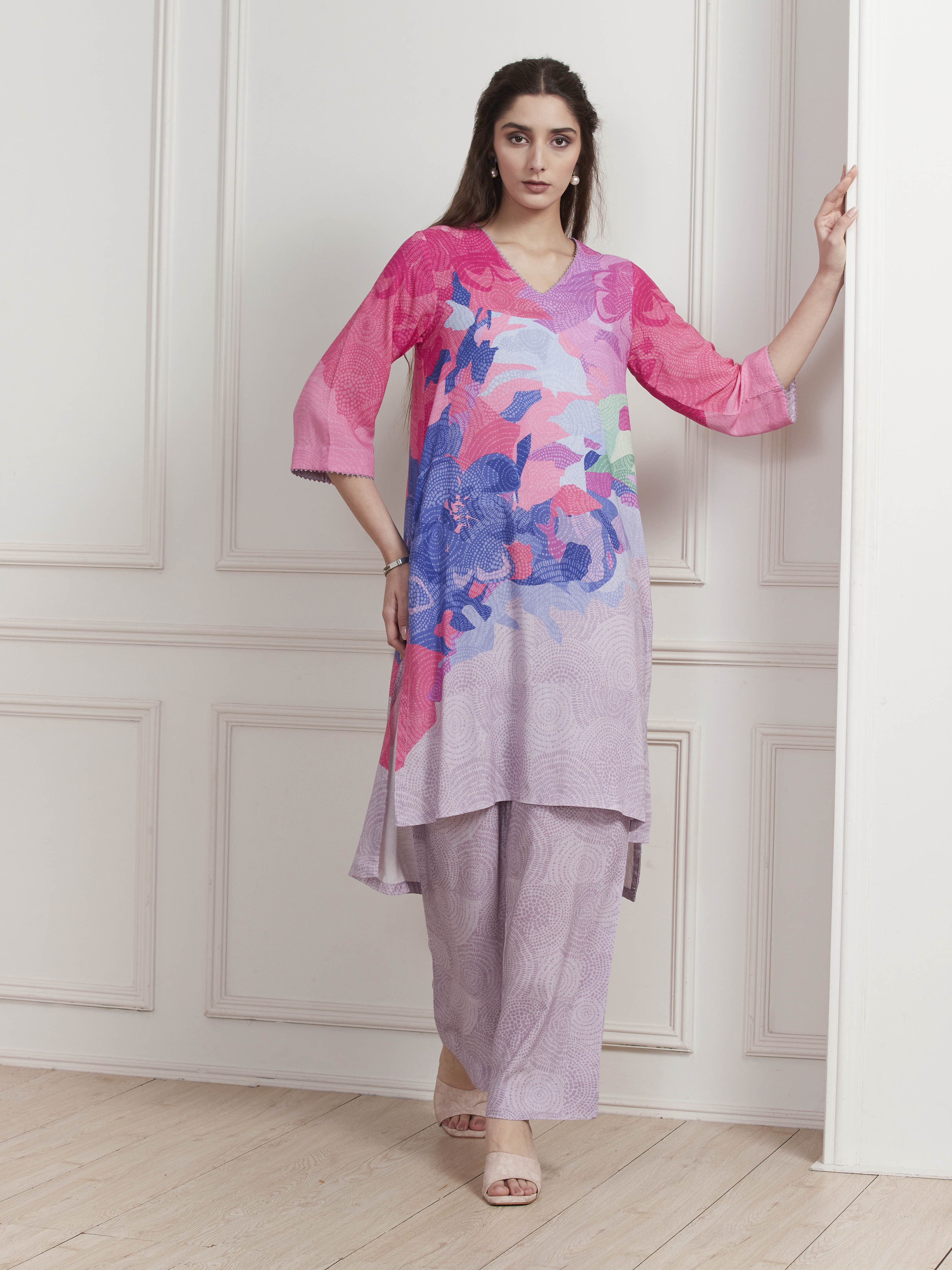 Lilac Printed Straight Kurta Set image number 0