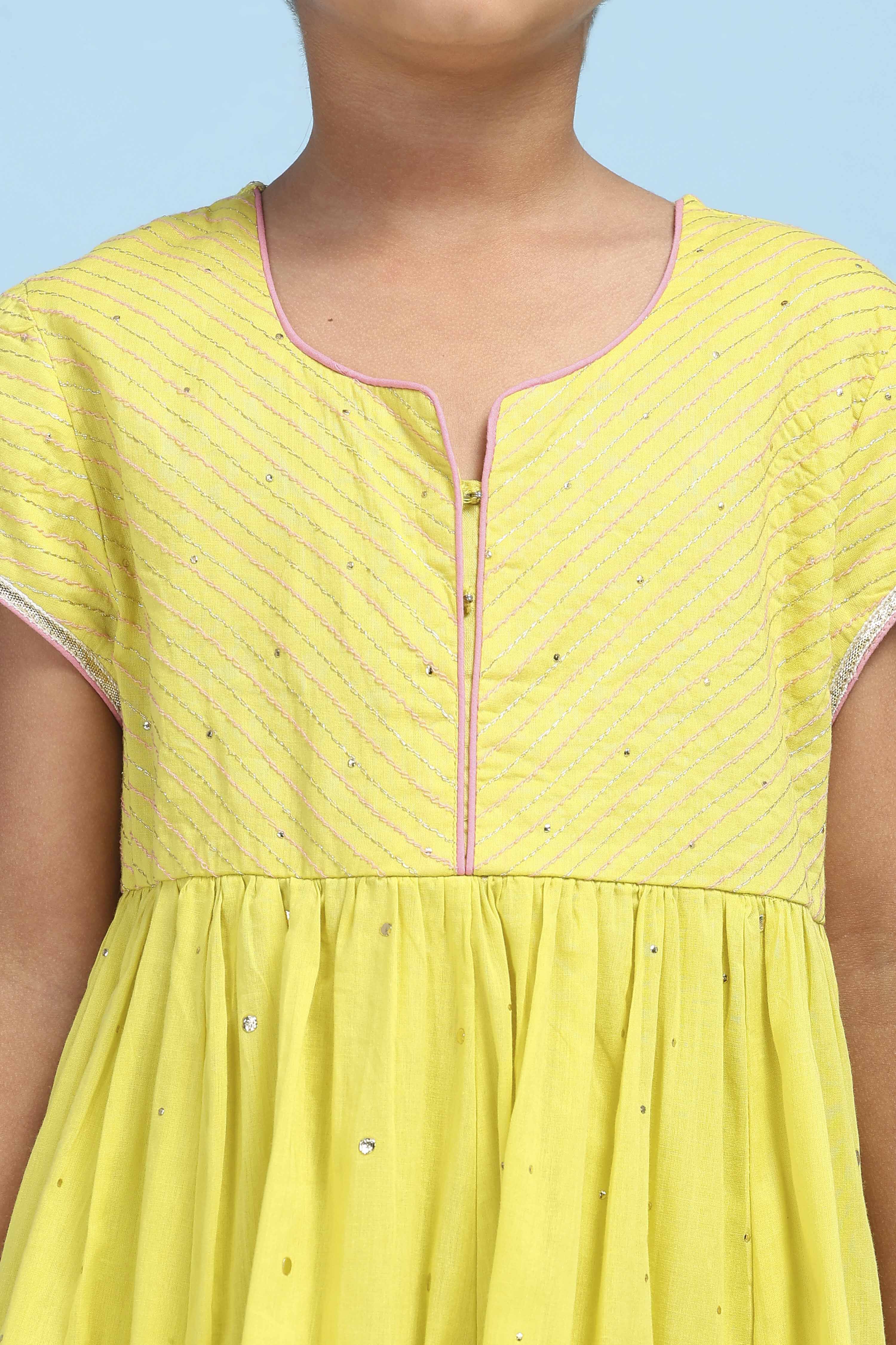 Green Cotton Embroidered Anarkali Suit Set image number 1