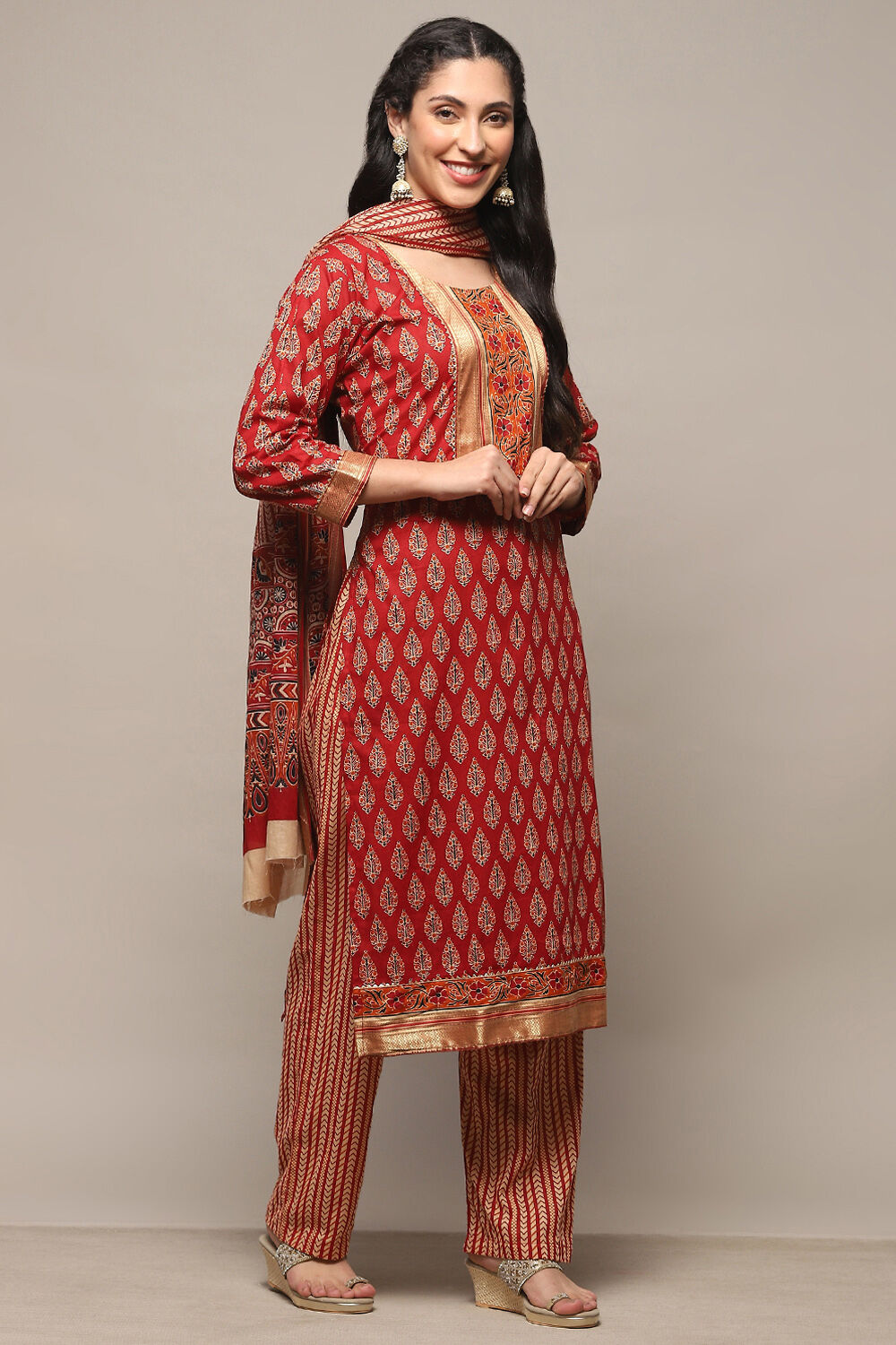 Red Cotton Unstitched Suit Set image number 7