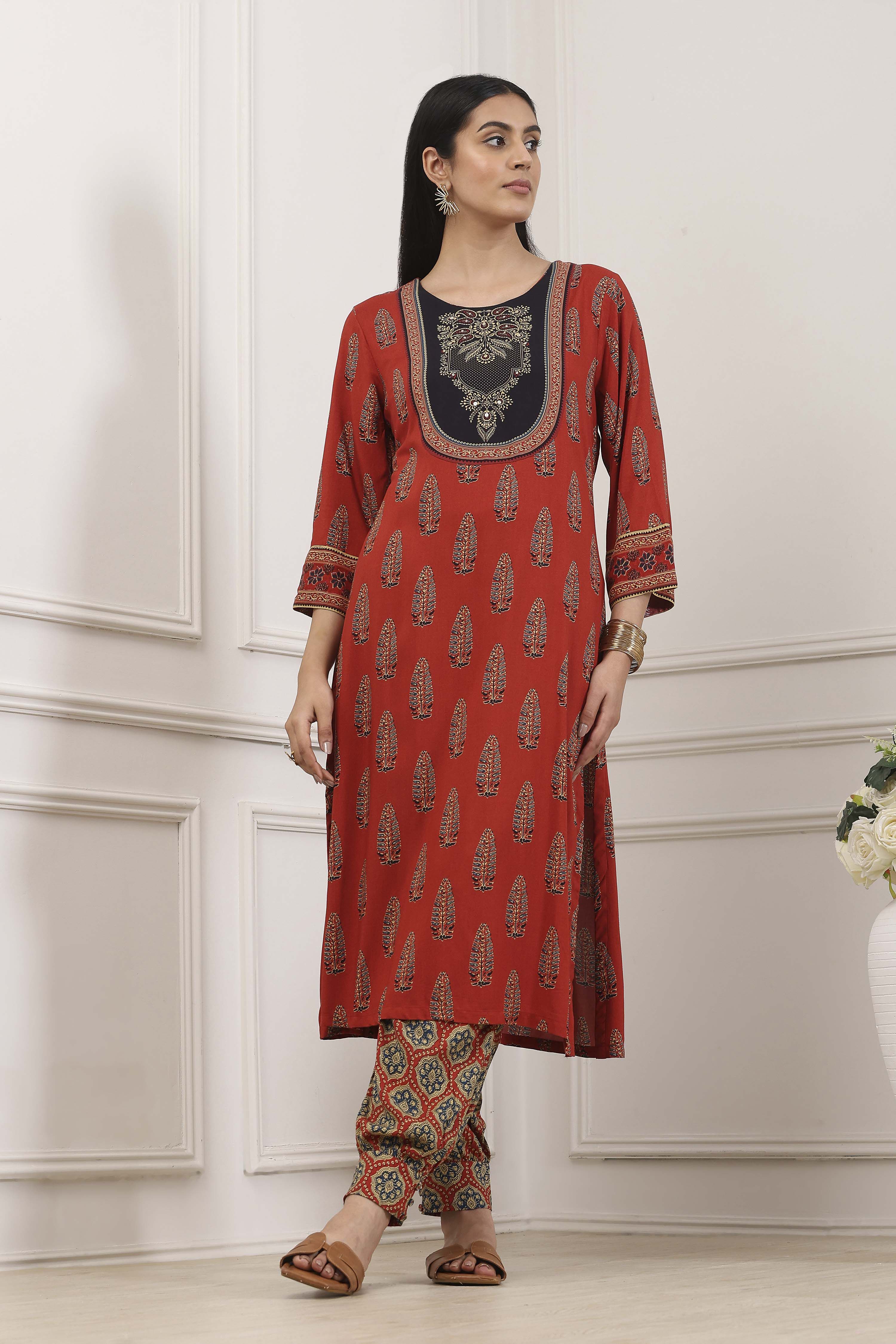 Brown Viscose Rayon Straight Kurta Pants Set image number 0