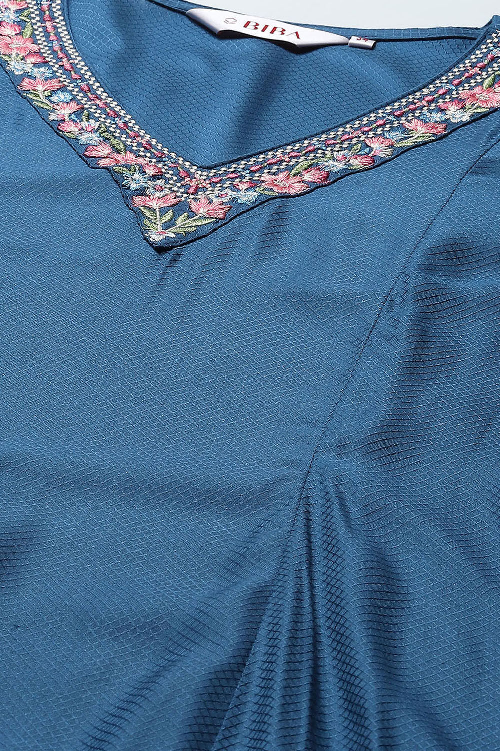 Fuschia Rayon Straight Suit Set image number 1