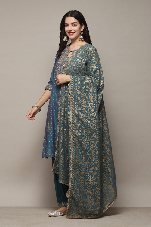 Red Rayon Straight Kurta Salwar Suit Set image number 4