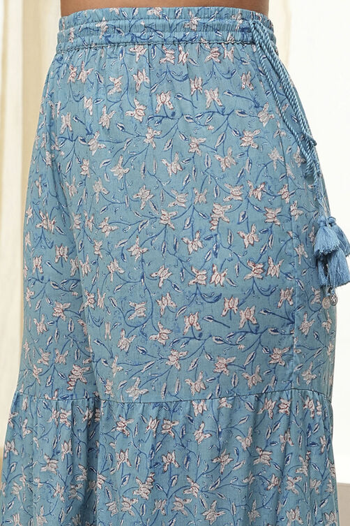 White and Blue Cotton Floral Flared Suit Set image number 2