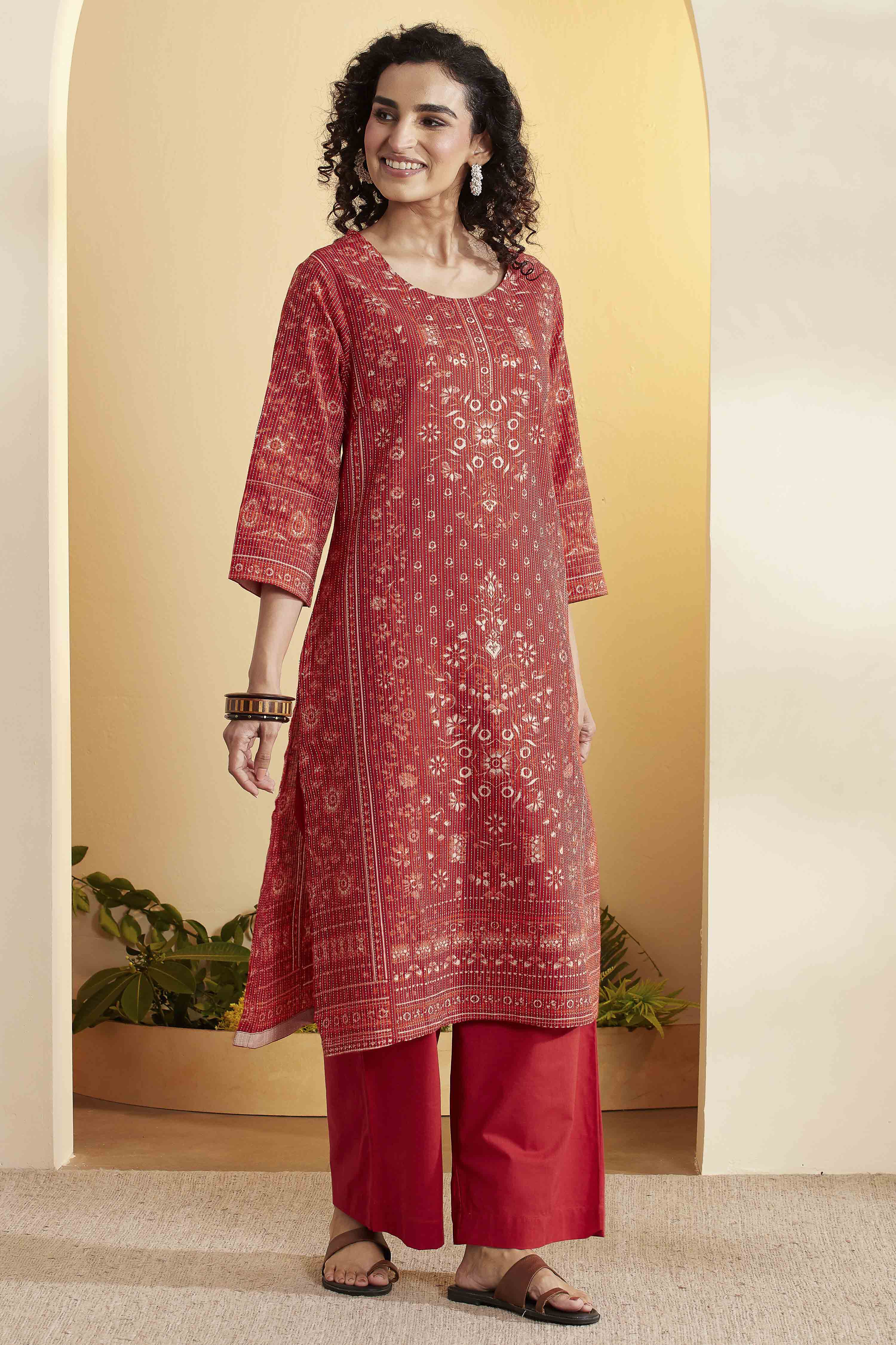 Olive Green Cotton Floral Printed Straight Kurta image number 3