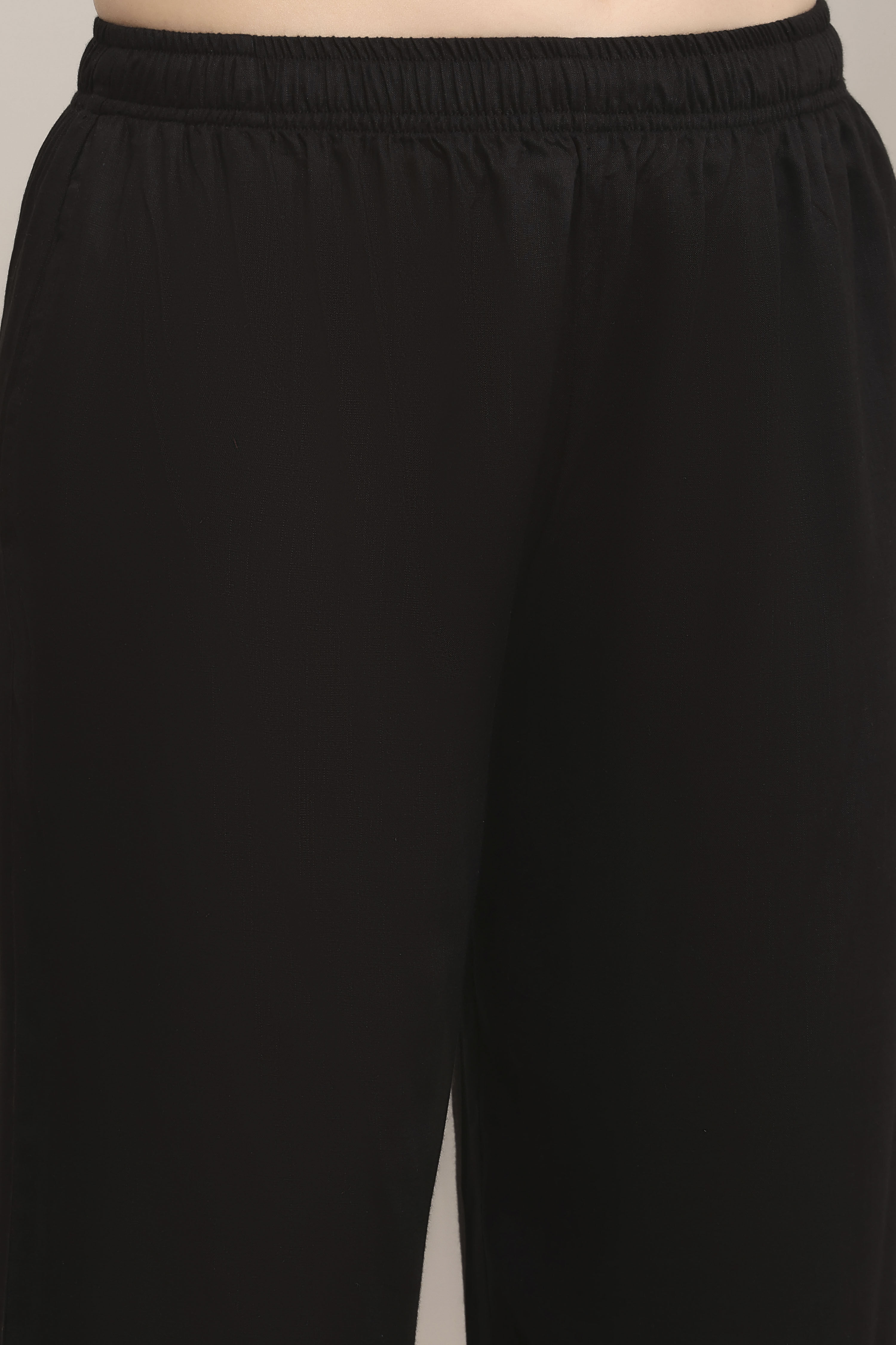 Black Polyester Straight Suit Set image number 2