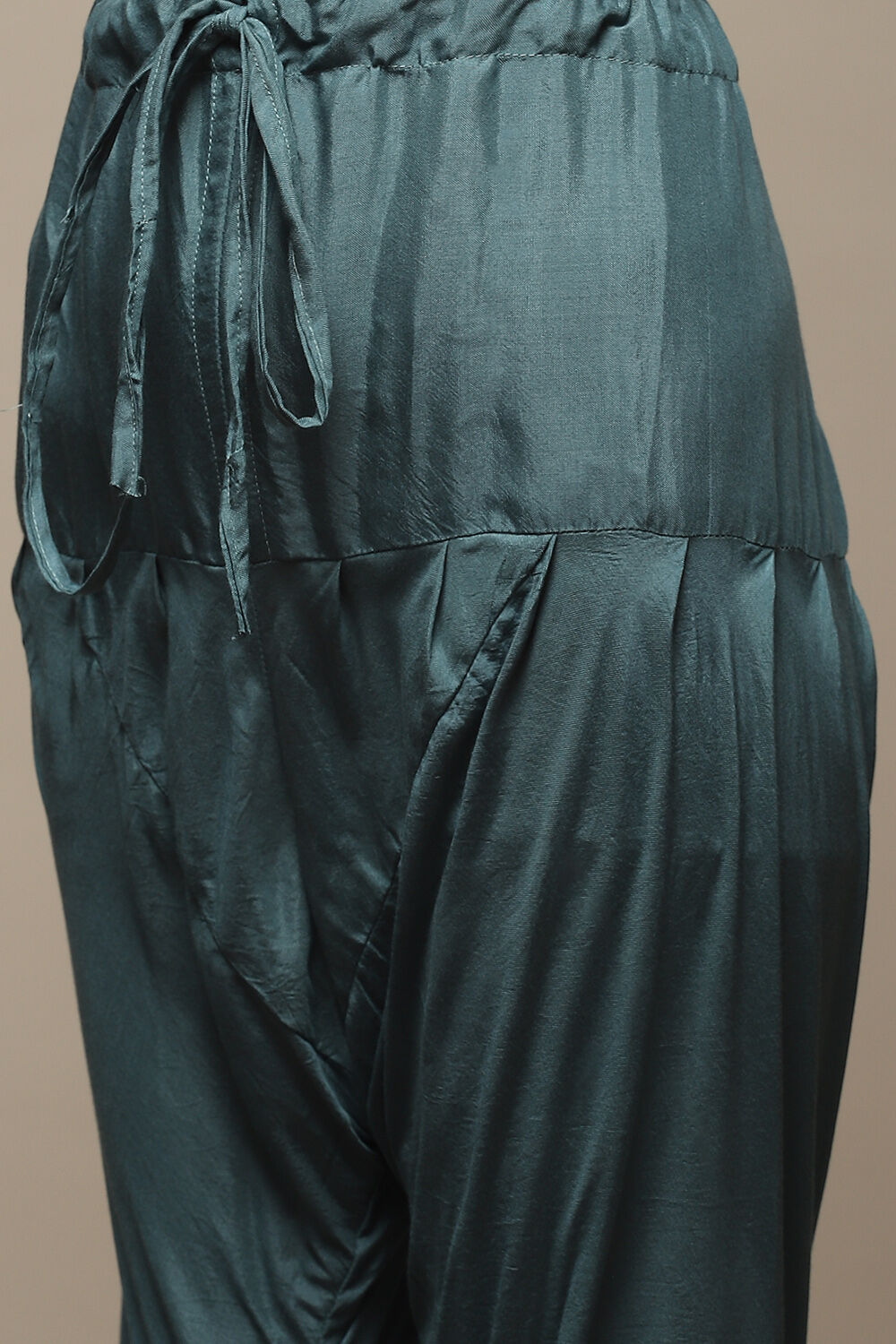 Peach Chanderi Machine Embroidered Unstitched Suit Set image number 7