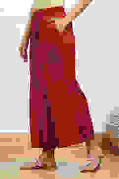 Maroon Viscose Solid Straight Palazzo image number 2