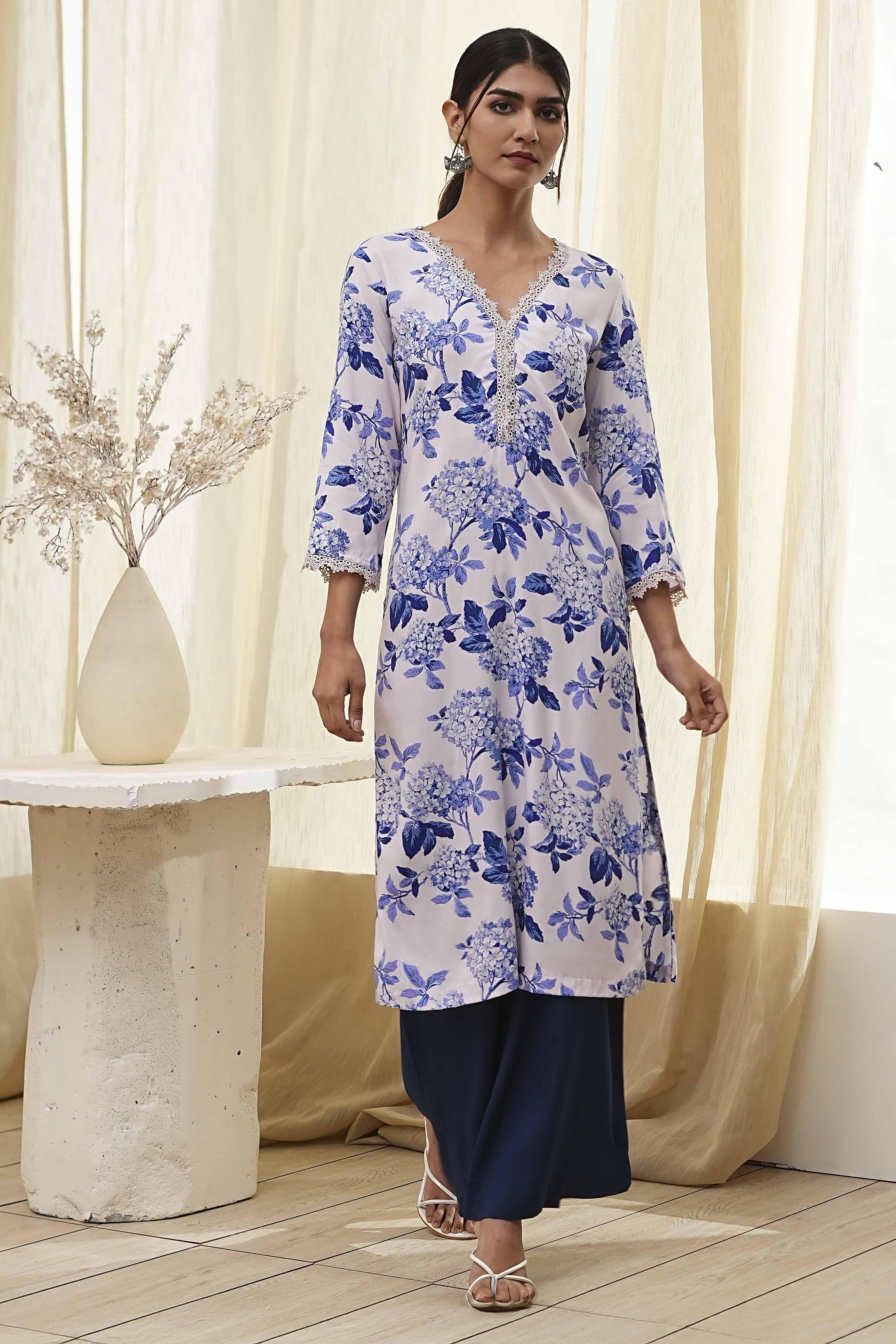 Blue and White Floral Printed Straight Kurta image number 0