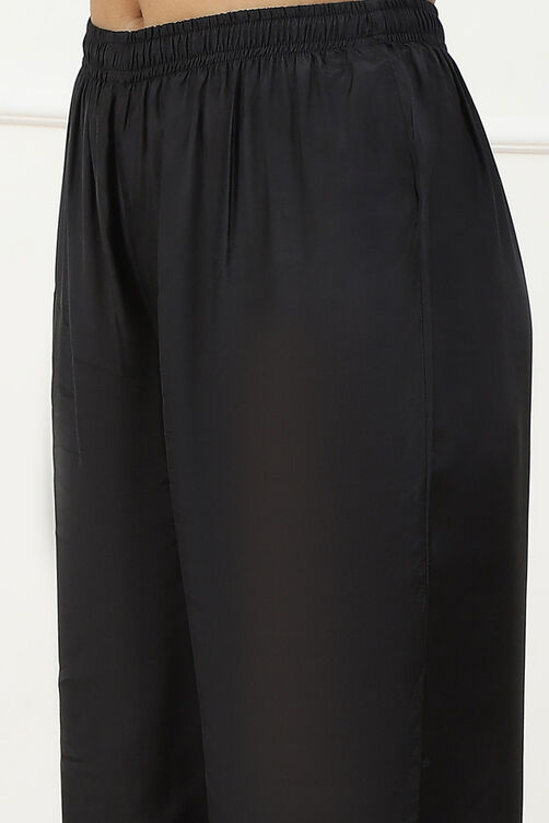 Black Solid Mid-Rise Regular Pants image number 1
