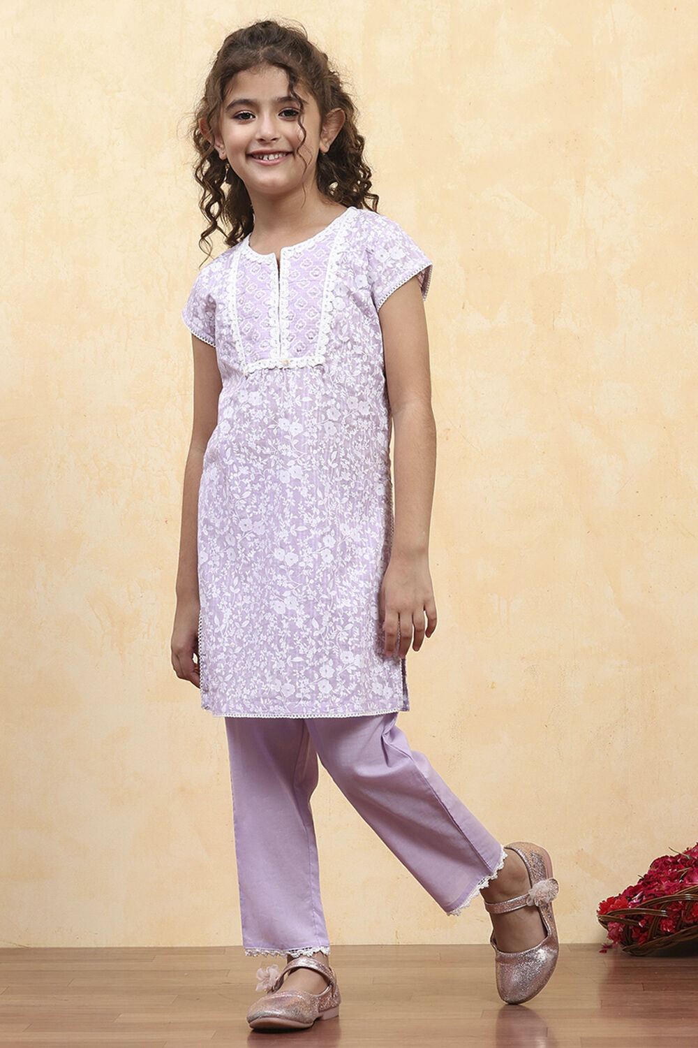 Lavender Cotton Straight Printed Kurta Pants Set image number 3