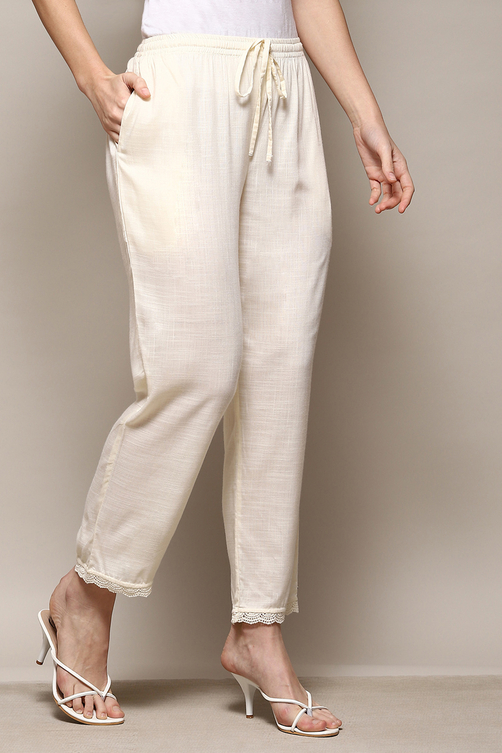 Off White Rayon Regular Solid Palazzo image number 3