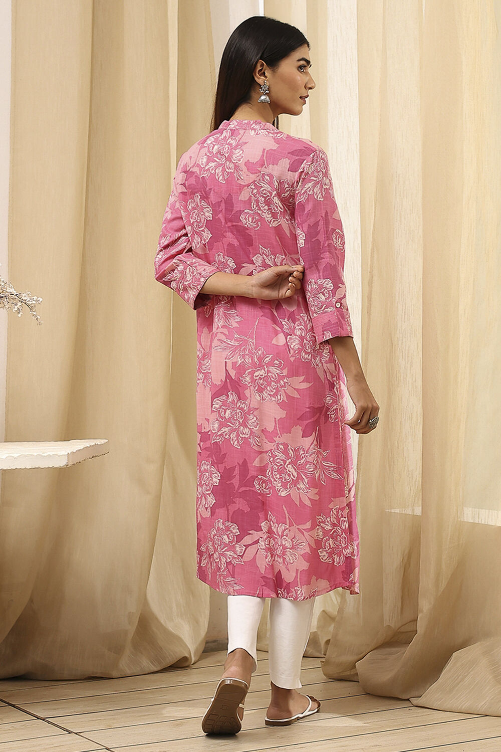 Blue Floral Printed Straight Kurta image number 4
