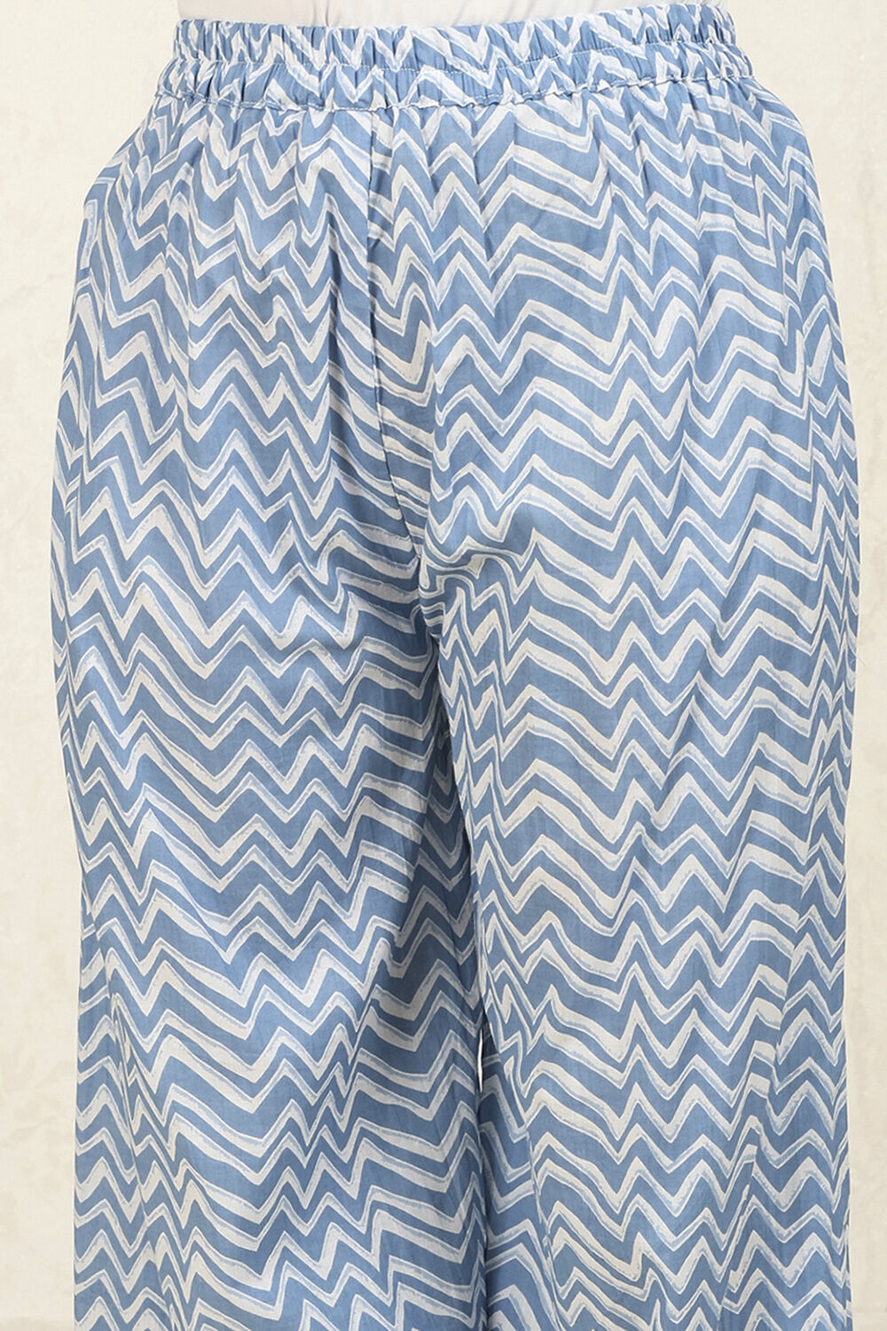 Blue Cotton Floral Unstitched Suit Set image number 3