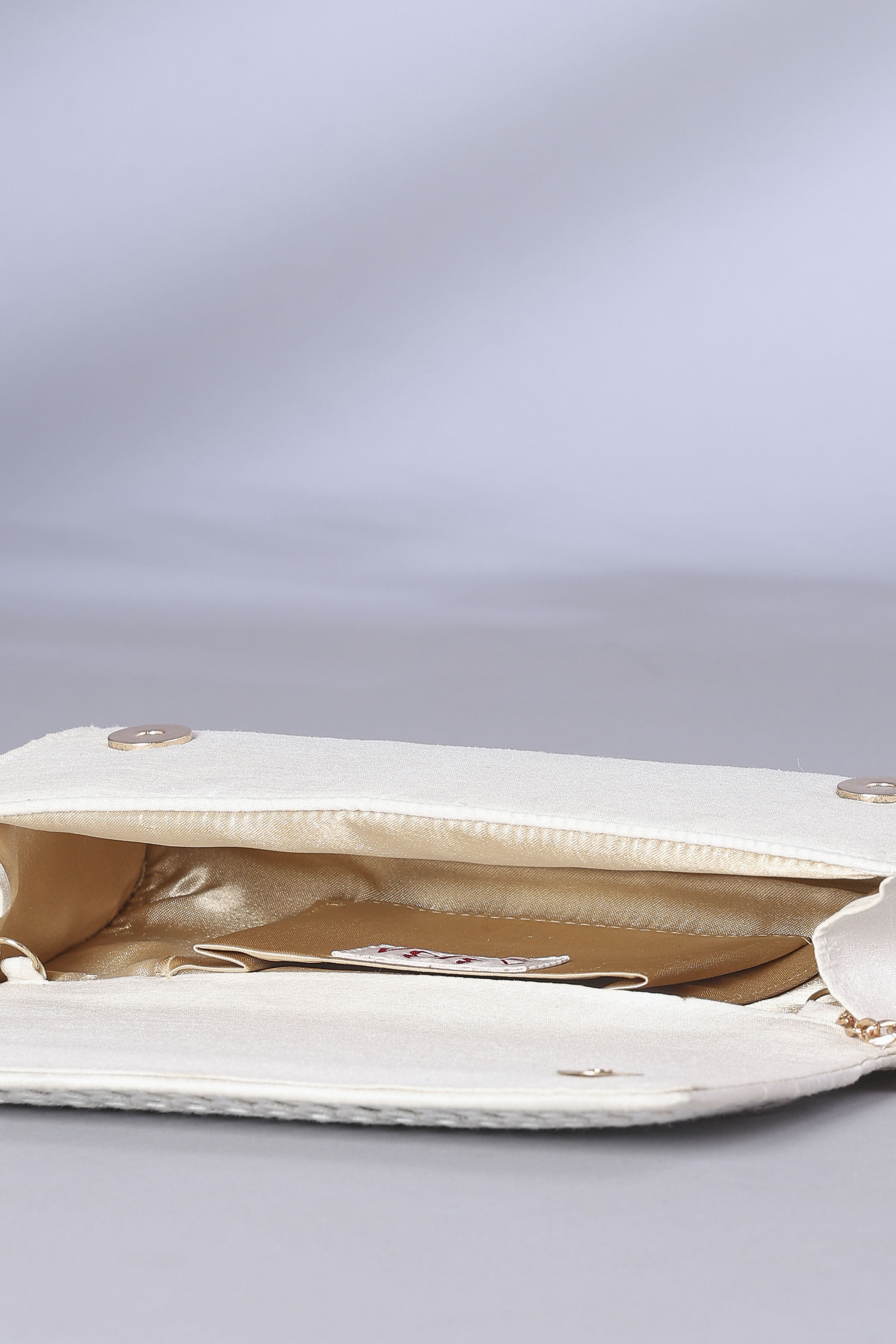 Ivory Mirror Work Clutch image number 6
