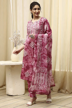 Pink Cotton  Unstitched Suit Set image number 4