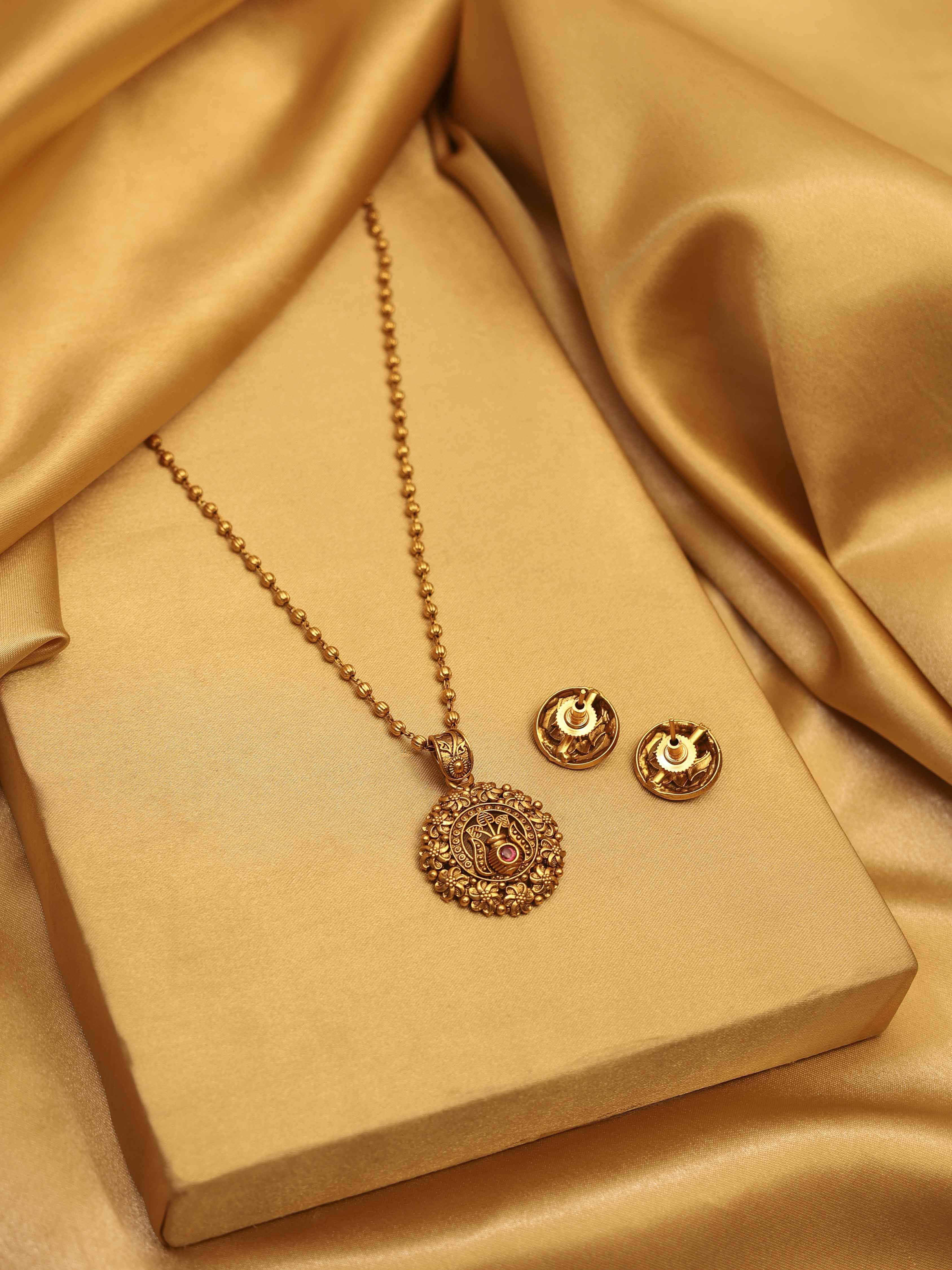 Gold Plated Brass Temple Pendant Necklace Set image number 2