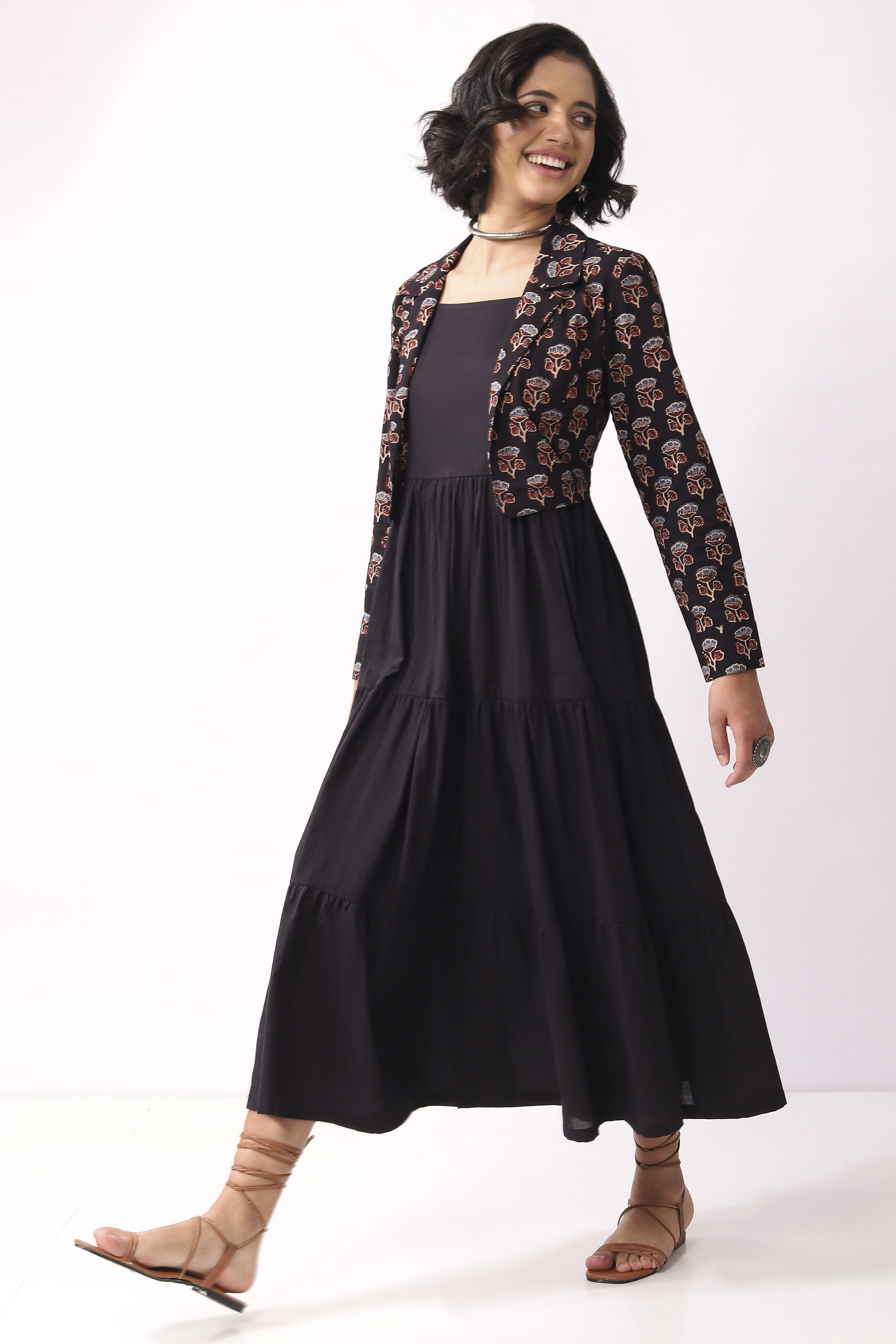 Black Cotton Midi Dress With Floral Crop Jacket image number 2