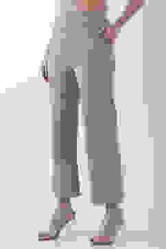 Green Solid Wide Leg Pants image number 2