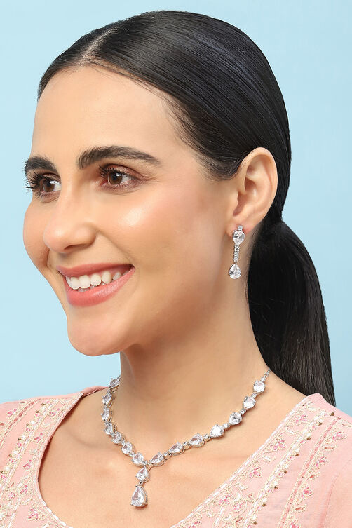 White Brass Necklace Set image number 3