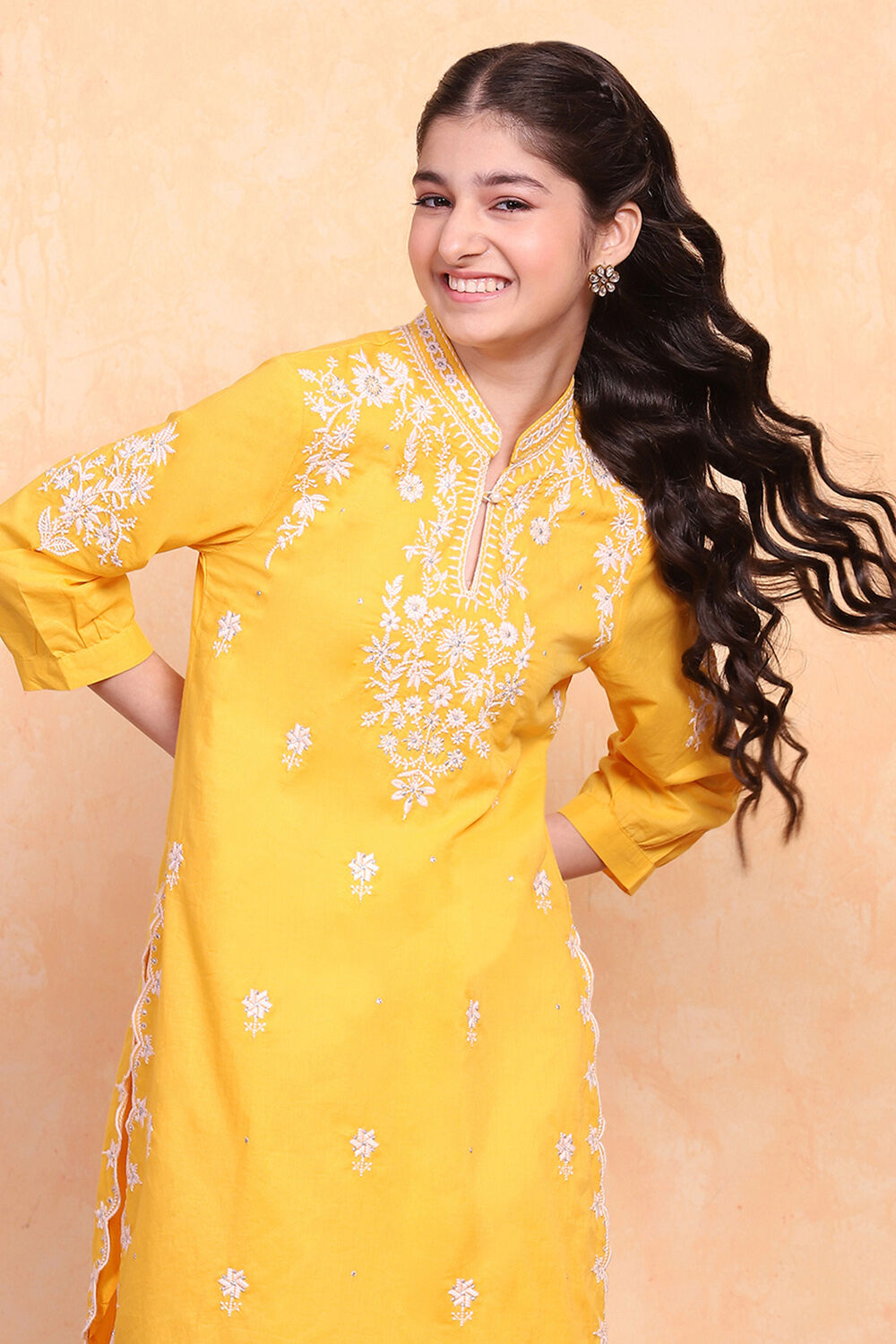 Yellow Cotton Embroidered Straight Kurta Set image number 6