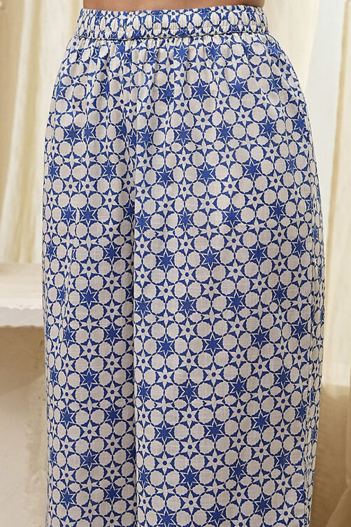 Off-White and Blue Cotton Straight Suit Set image number 2