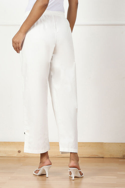 Black Cotton Solid Pants image number 5