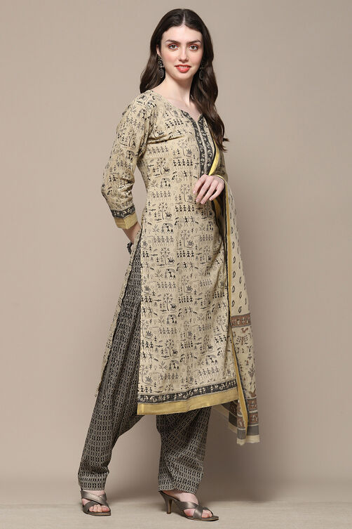 Grey Cotton Screen Printed Unstitched Suit Set image number 7