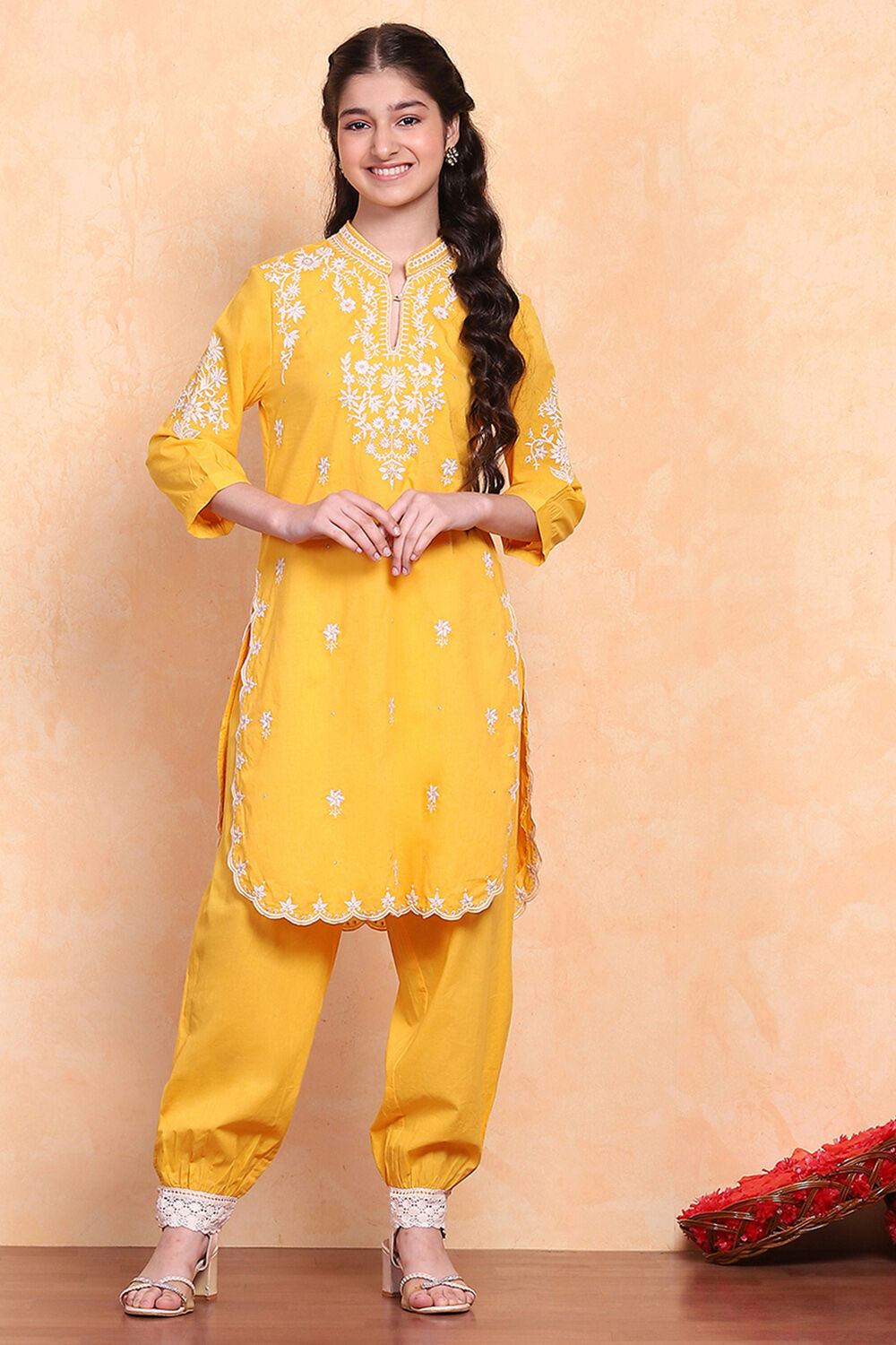 Yellow Cotton Embroidered Straight Kurta Set image number 5