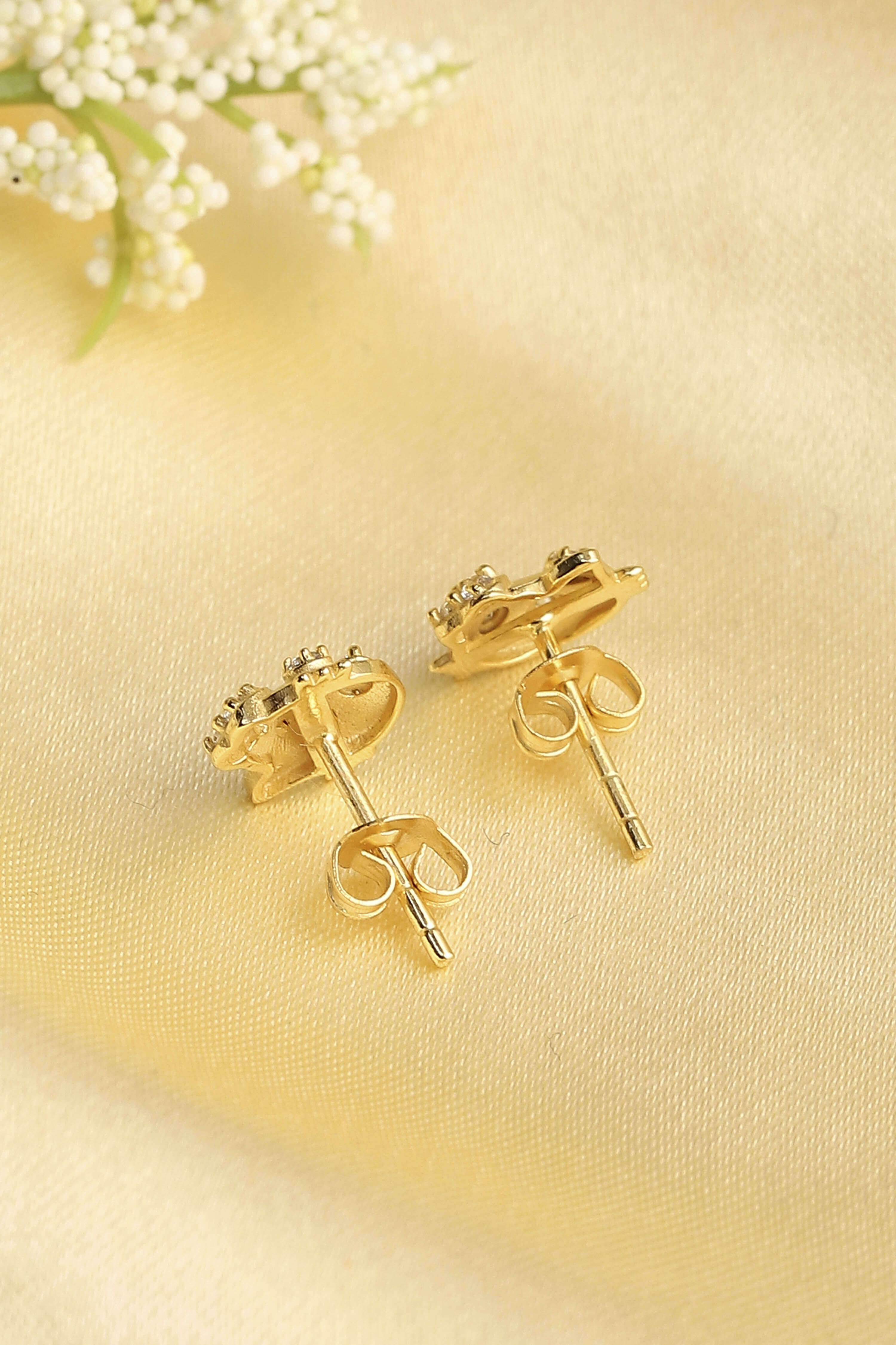 Gold Brass Studs image number 2
