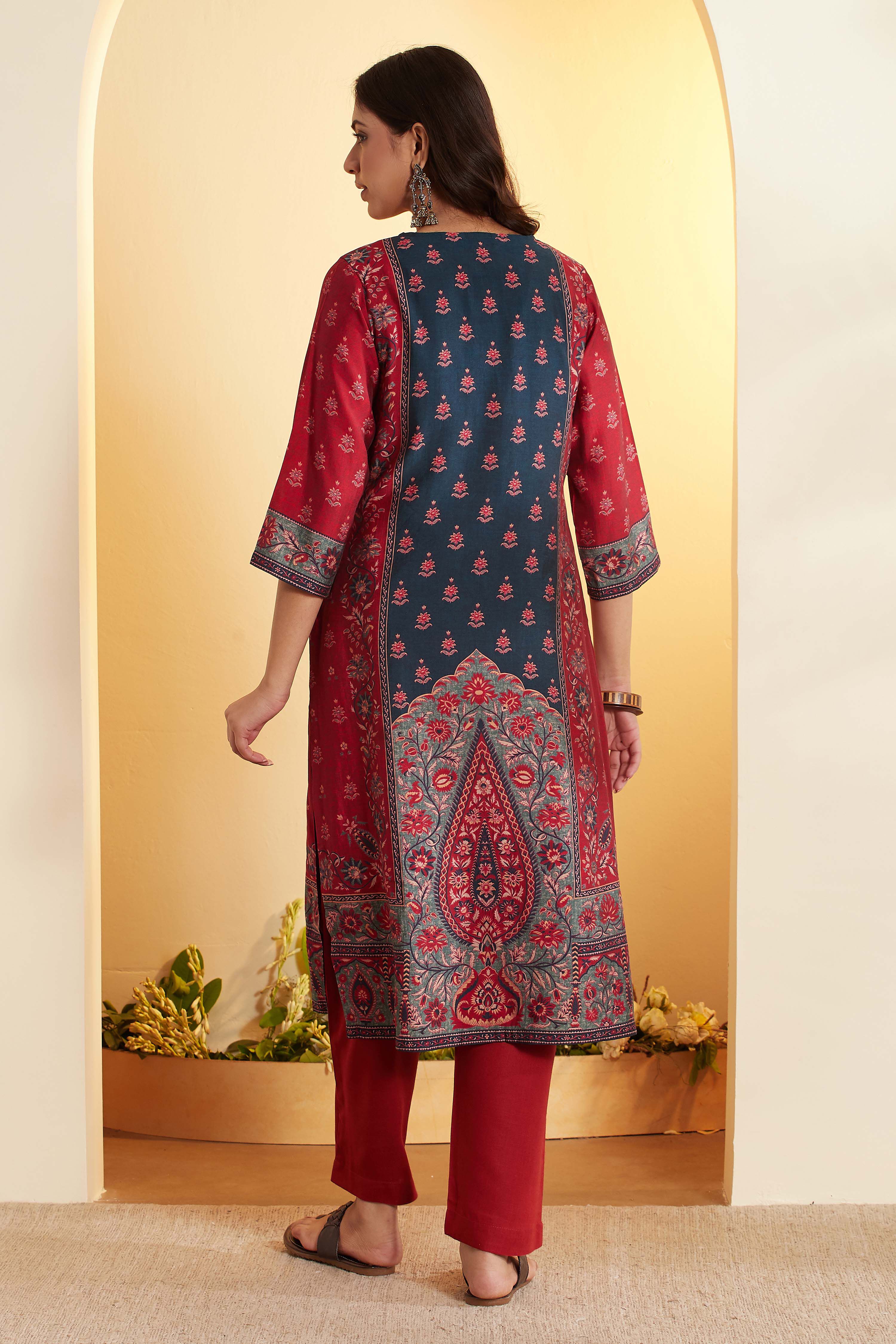 Maroon Cotton Silk Straight Suit Set image number 5