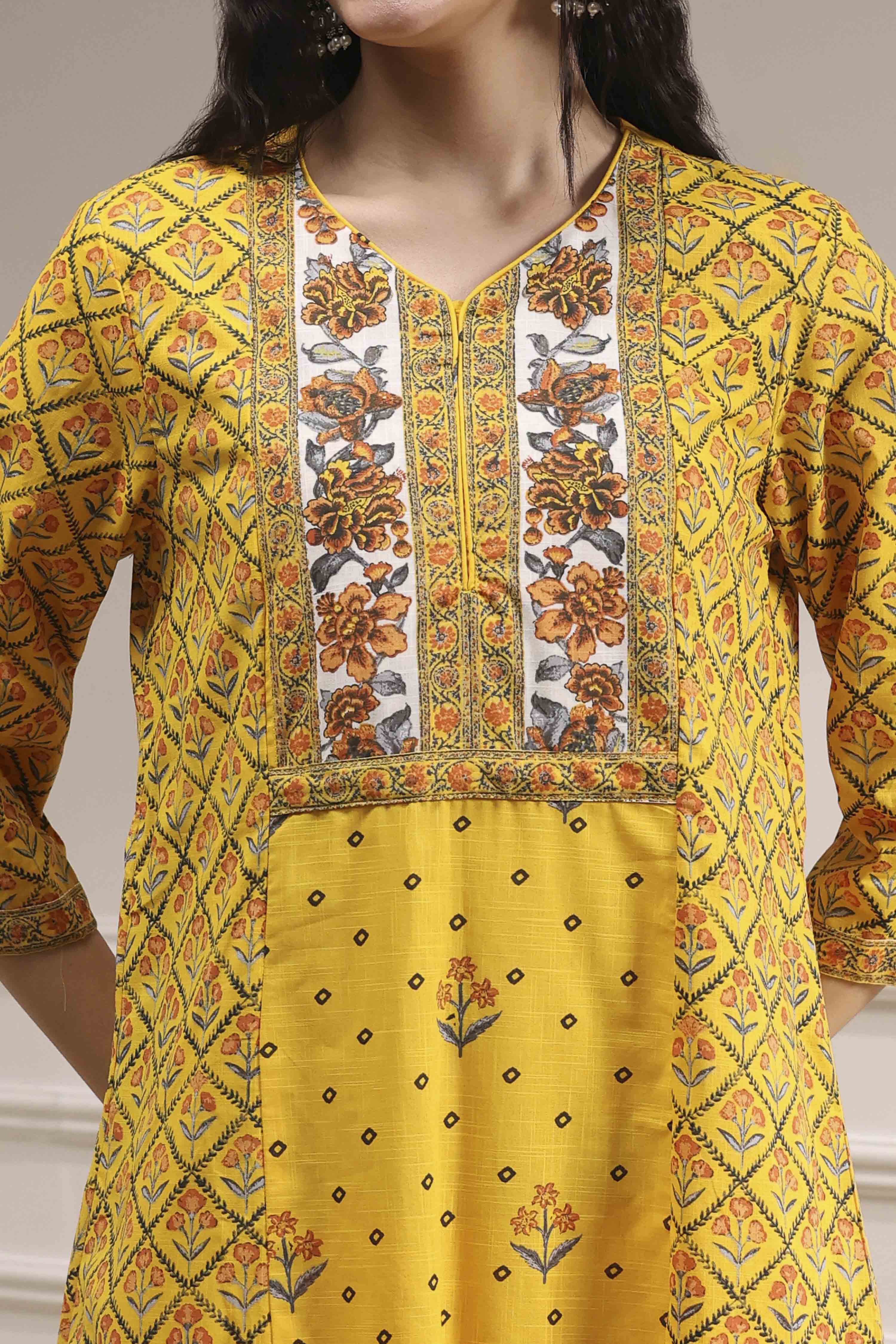 Beige Cotton Printed A-Line Suit Set image number 1