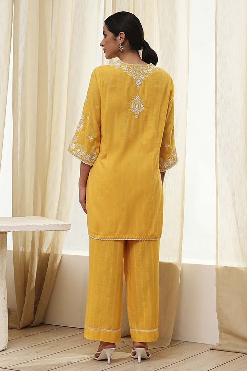 Blue Cotton Embroidered Straight Kurta Set image number 4