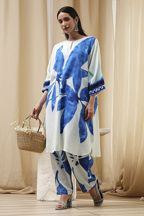 Indigo Blue and White Straight Co-ord Set image number 2