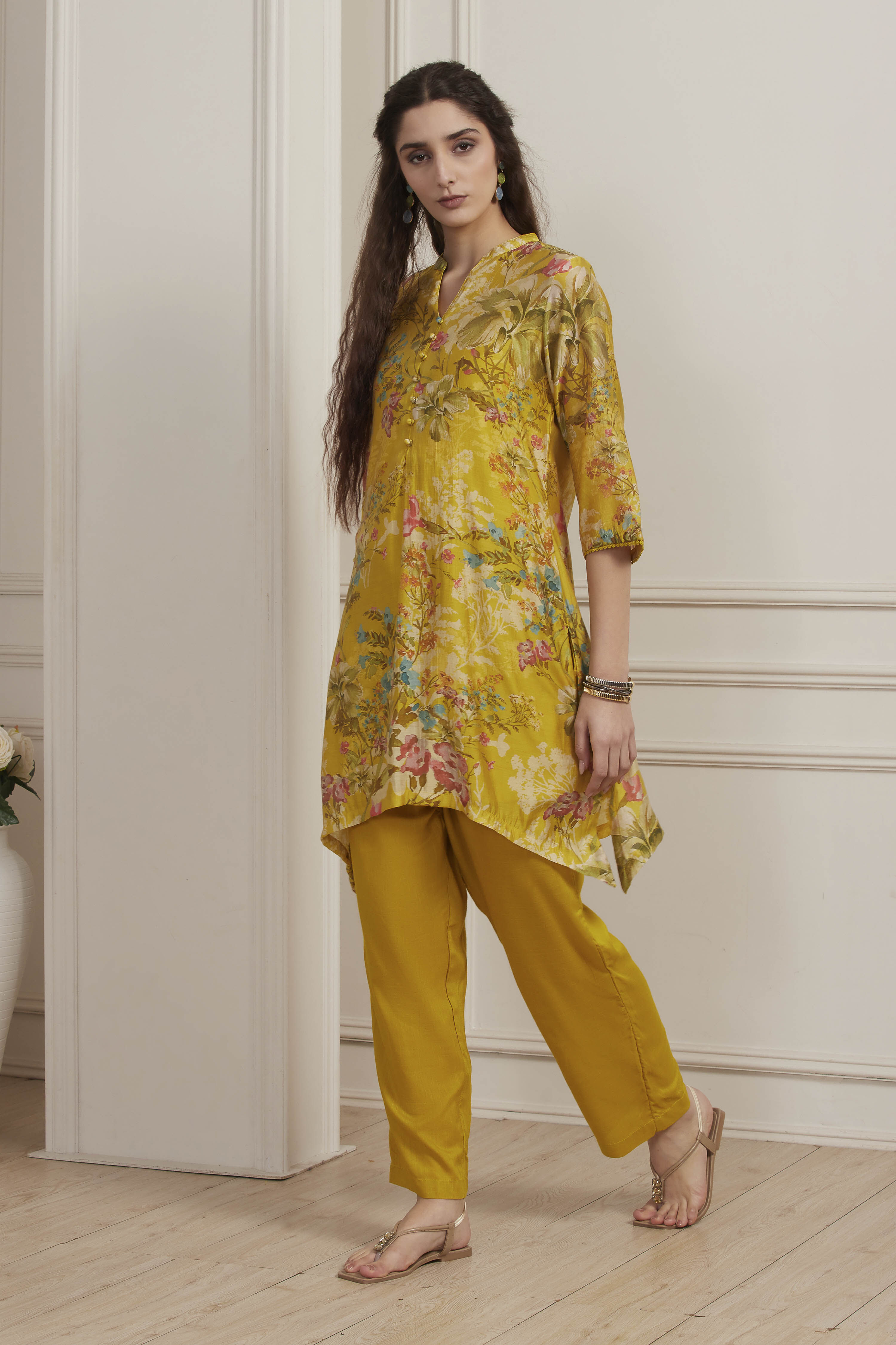 Yellow Viscose Chanderi Asymmetric Suit Set image number 3