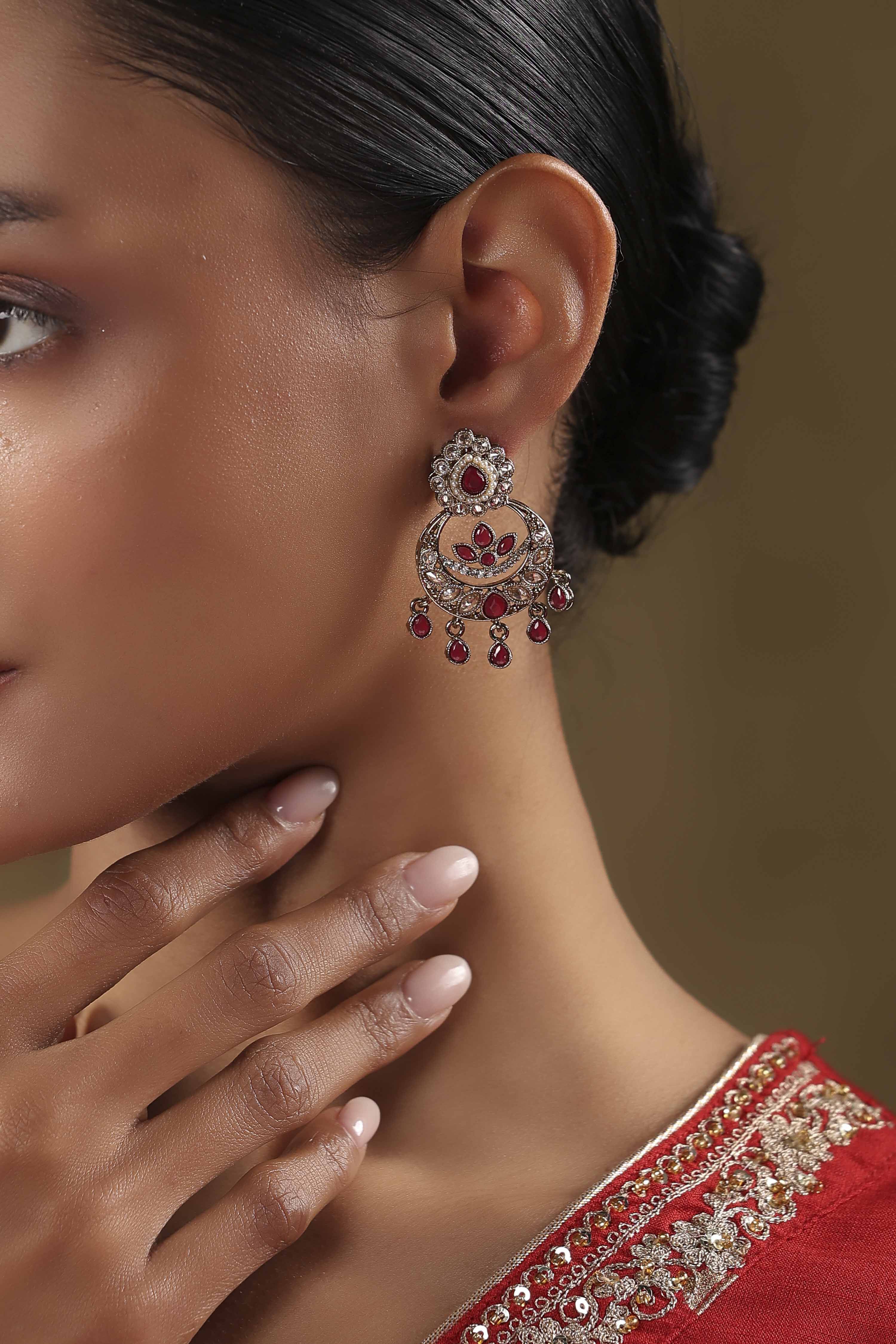 Red Alloy Chaandbali image number 1