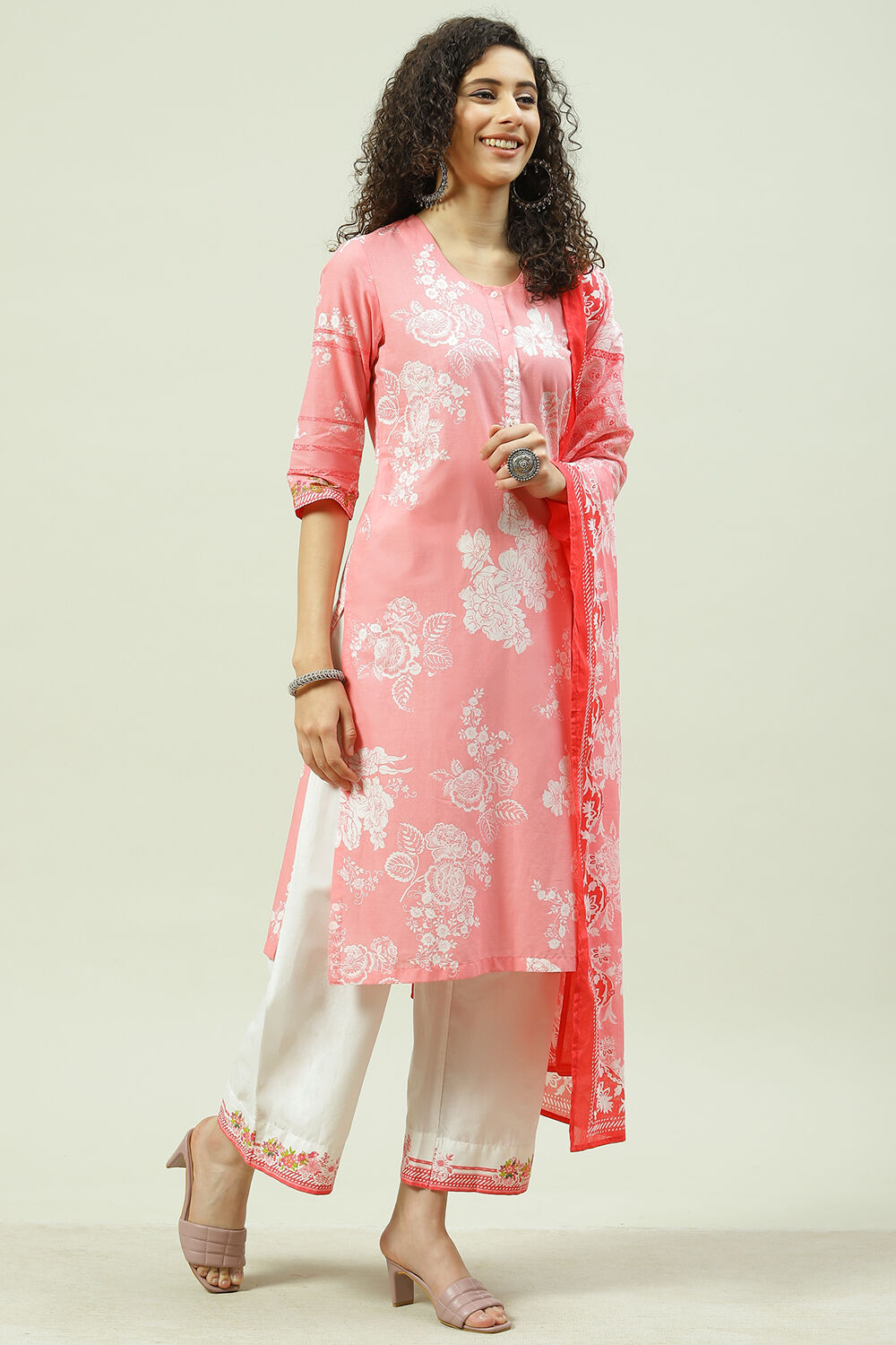Pink Cotton Straight Kurta Palazzo Suit Set image number 6
