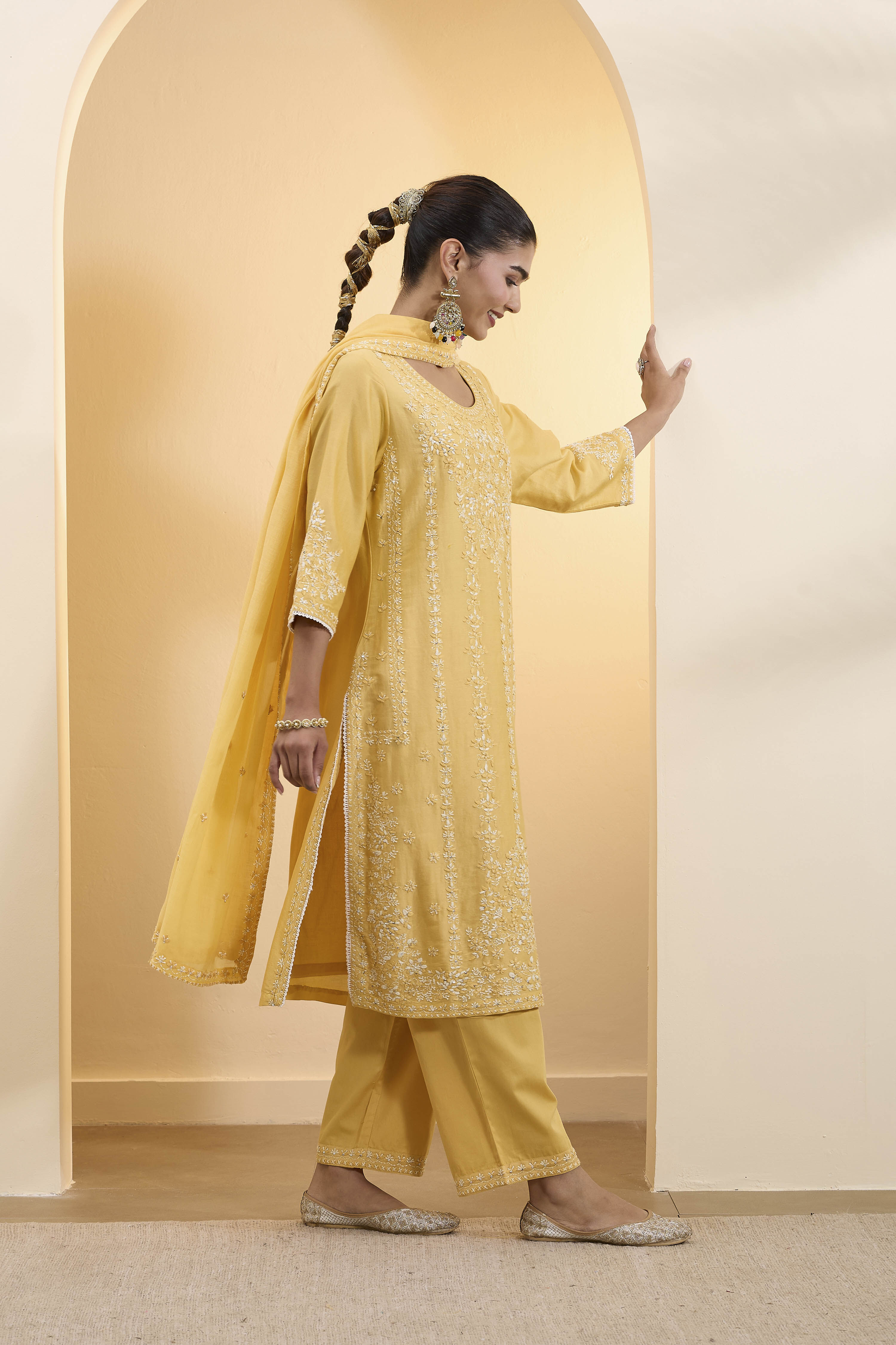 Yellow Silk Chanderi Straight Suit Set image number 5