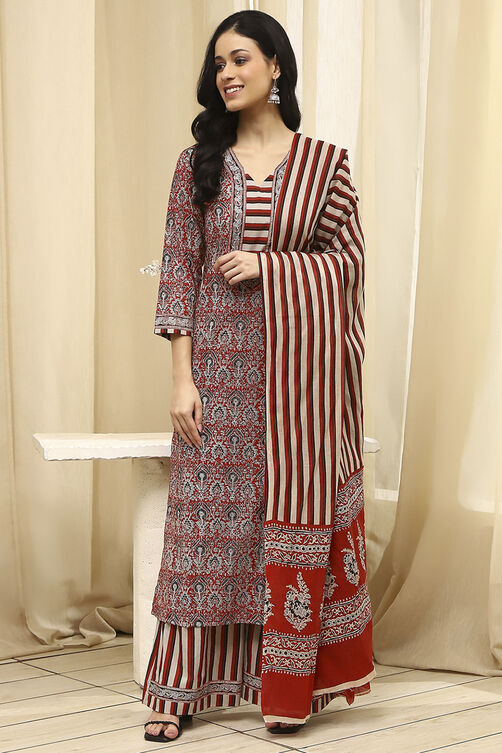 Green Cotton Floral Printed Unstitched Suit Set image number 7